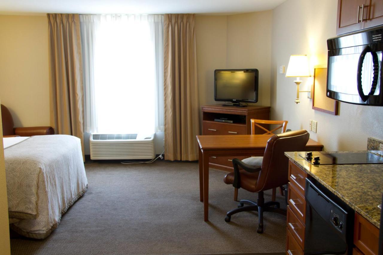 Candlewood Suites Champaign-Urbana University Area By Ihg Exterior foto